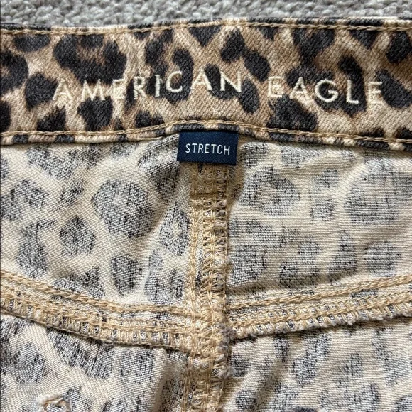 American Eagle women’s wide leg jeans, excellent condition - Picture 3 of 5